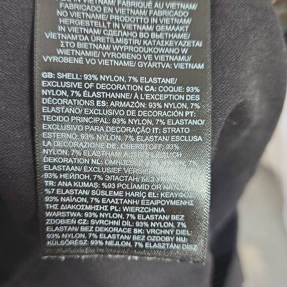 The North Face Jogger Women’s Style nf0auo6 Drawstring Stretch Performance Cropp - Picture 12 of 14